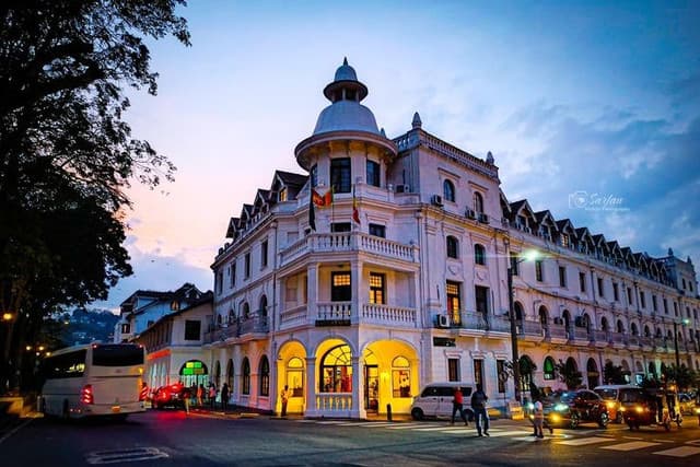 Kandy City Tour – Explore Sri Lanka’s Cultural Capital 8