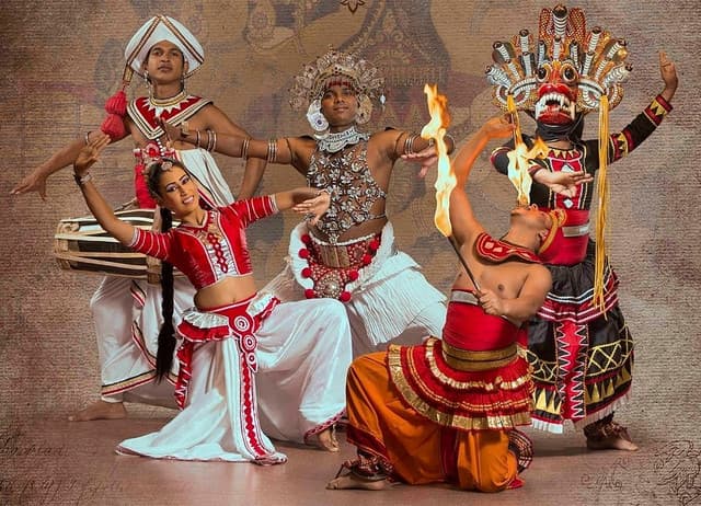 Kandy City Tour from Dambulla with Matale Spice Garden & Kandy Drop off 3