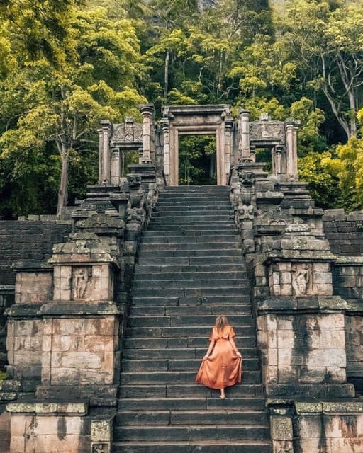 Yapahuwa Rock Fortress – History, Legends, and Panoramic Views - Photo 5