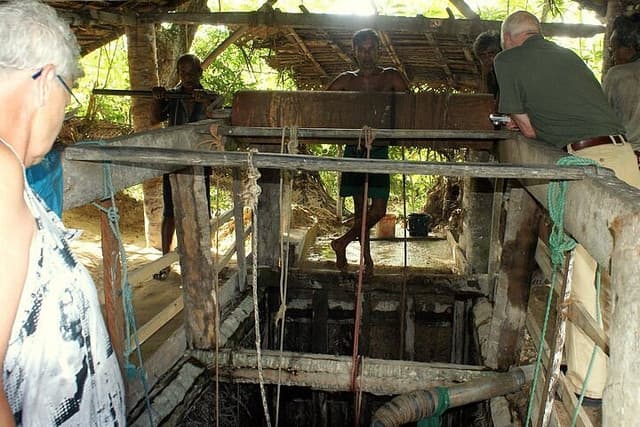 Meetiyagoda Moonstone Mine – Discover Sri Lanka’s Gemstone Heritage - Photo 1