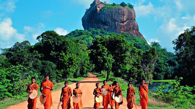 Sigiriya Rock Fortress: The Majestic Lion Rock of Sri Lanka - Photo 9