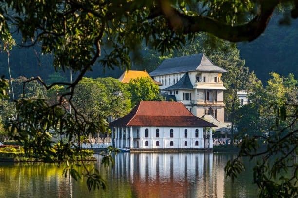 Kandy City Tour – Explore Sri Lanka’s Cultural Capital