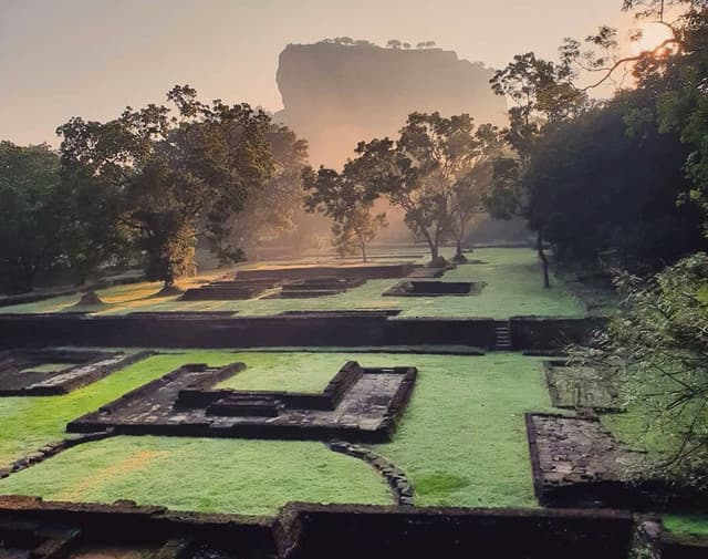 Sigiriya Rock Fortress Climb – Explore Sri Lanka’s Ancient UNESCO Heritage Site 4