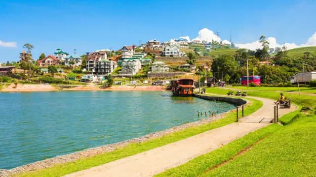 Full day Nuwara Eliya City Tour & Sightseeing 4