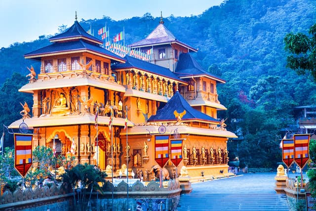 Mahamevnawa Buddhist Monastery – A Serene Spiritual Retreat in Sri Lanka’s Hill Country - Photo 2