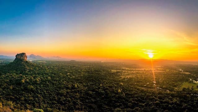 Pidurangala Rock Hike – Where Adventure Meets the Golden Hour 4