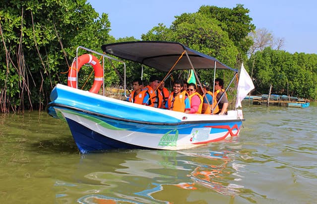 Muthurajawela Bird Watching Tour & Negombo City Tour Experience 6