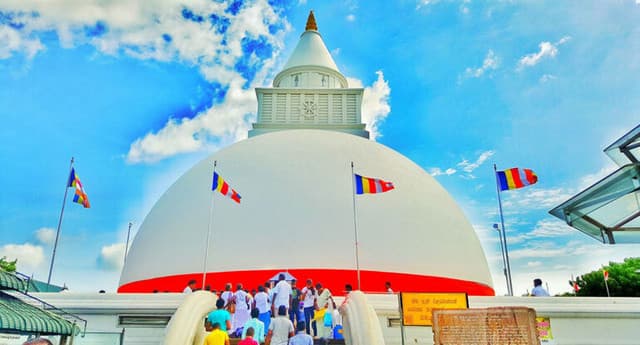 Katharagama Temple – Sacred Crossroads of Faith - Photo 4