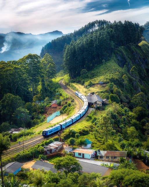 From Tea Country to Mountain Views: The Magic of the Nanu Oya–Ella Railway - Photo 4