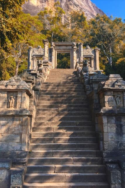 Yapahuwa Rock Fortress – History, Legends, and Panoramic Views - Photo 4